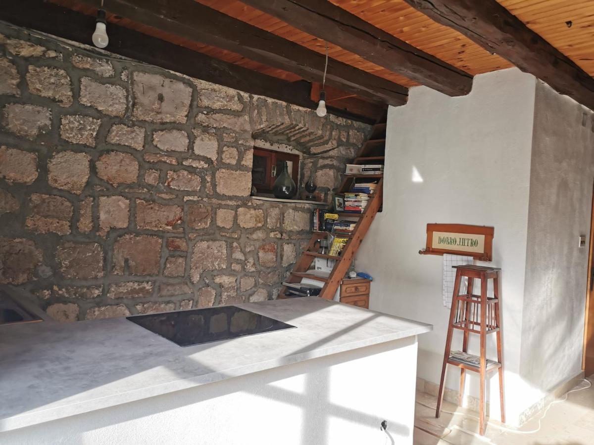 D House Authentic Zlarin House, Relaxing Courtyard And Terrace Villa Eksteriør bilde